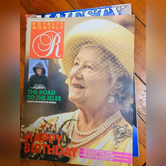 Queen Mother Majesty Magazines - Picture 3 of 5